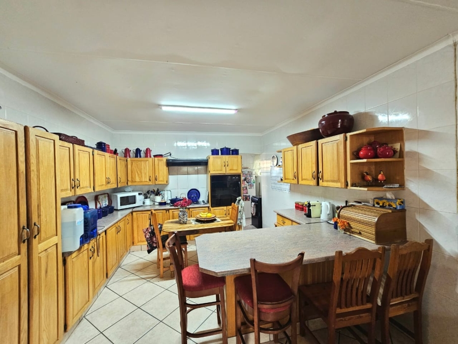 4 Bedroom Property for Sale in Van Der Hoff Park North West